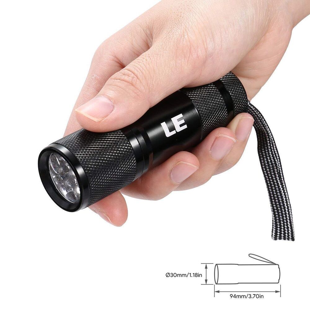  LE Black Light Flashlight, Small UV Lights with 21 LEDs, 395nm, Ultraviolet  Light Detector for Invisible Ink Pens, Pet Dog Cat Urine Stain and More,  AAA Batteries Included : Pet Supplies